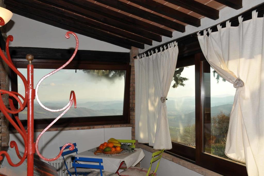 Agriturismo La Bicocca - Apt. "Il Leccio" Castel Rigone Ngoại thất bức ảnh